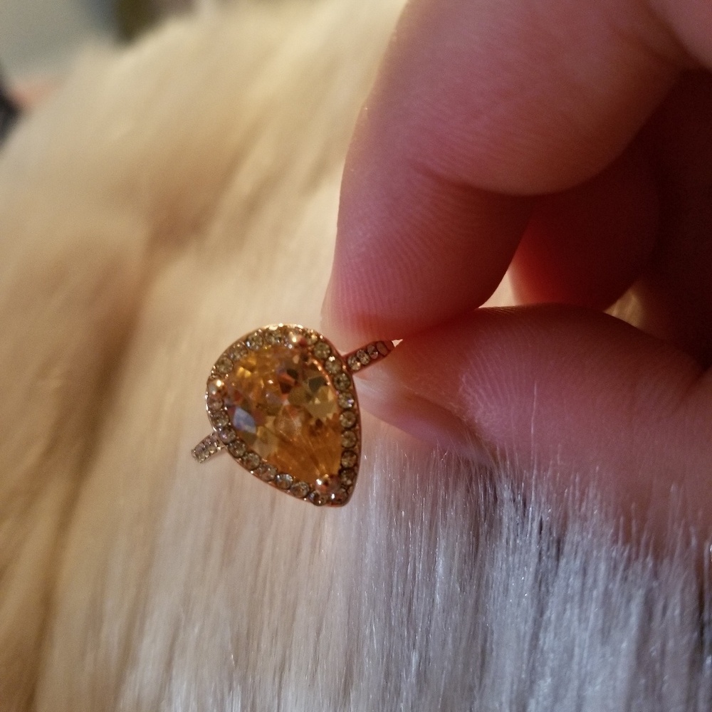 💖Cubic zirconia pear shaped ring - Picture 6 of 8